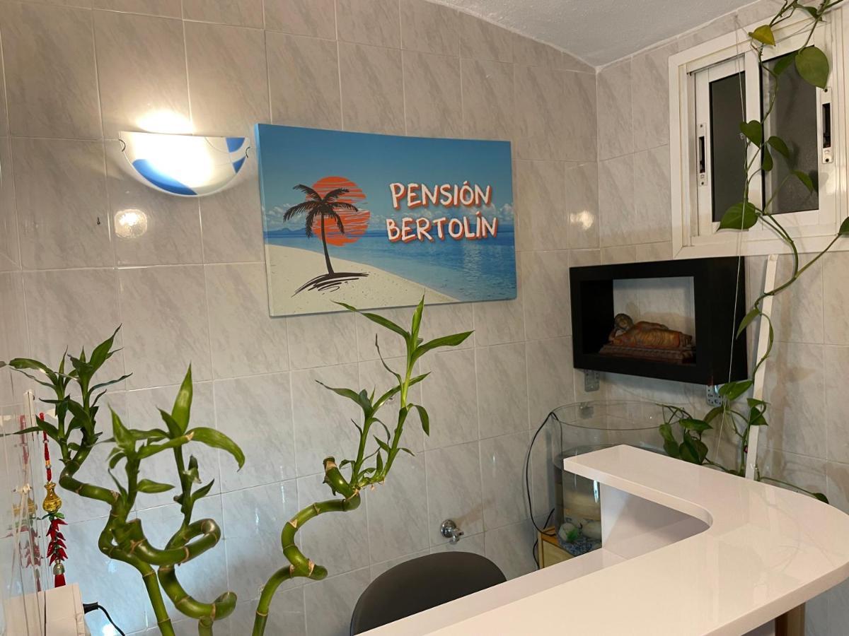 ברצלונה Pension Bertolin מראה חיצוני תמונה